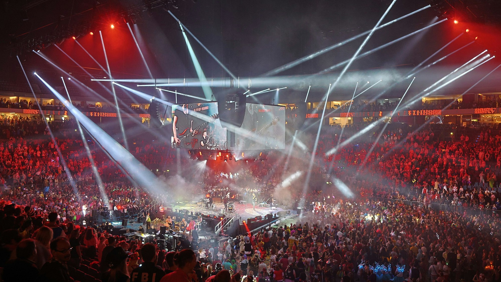 Die jecke Elf in der Lanxess-Arena.