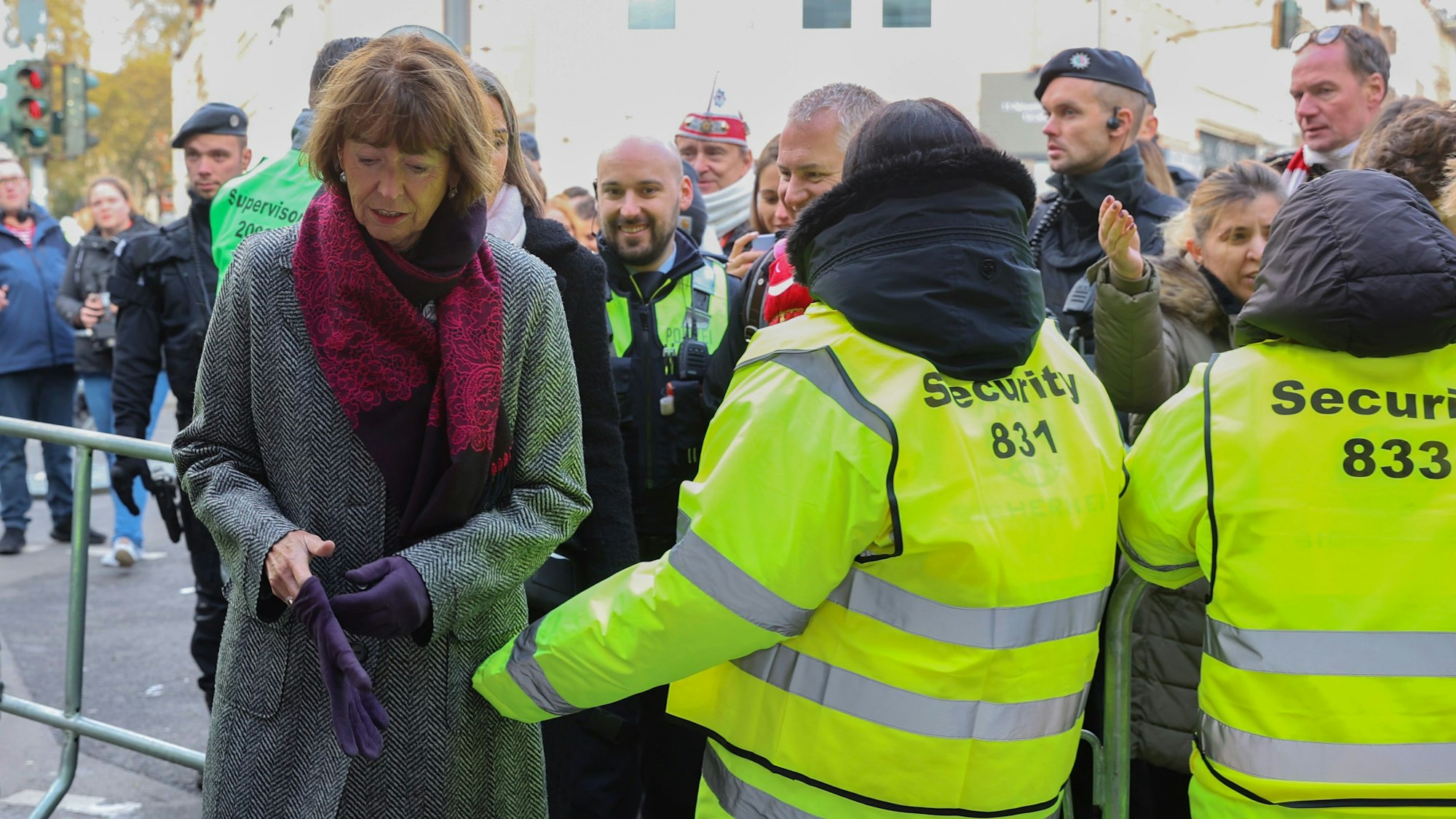 OB Henriette Reker in der  Zülpicher Straße.