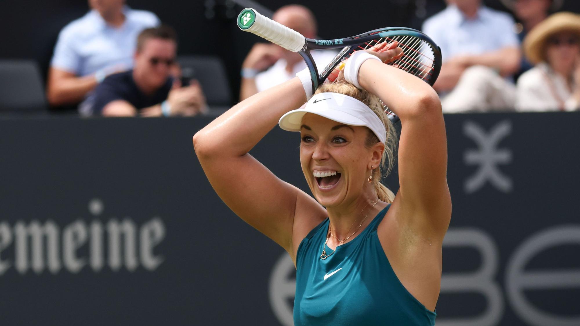 Sabine Lisicki jubelt nach ihrem Sieg in einem Match in Bad Homburg.