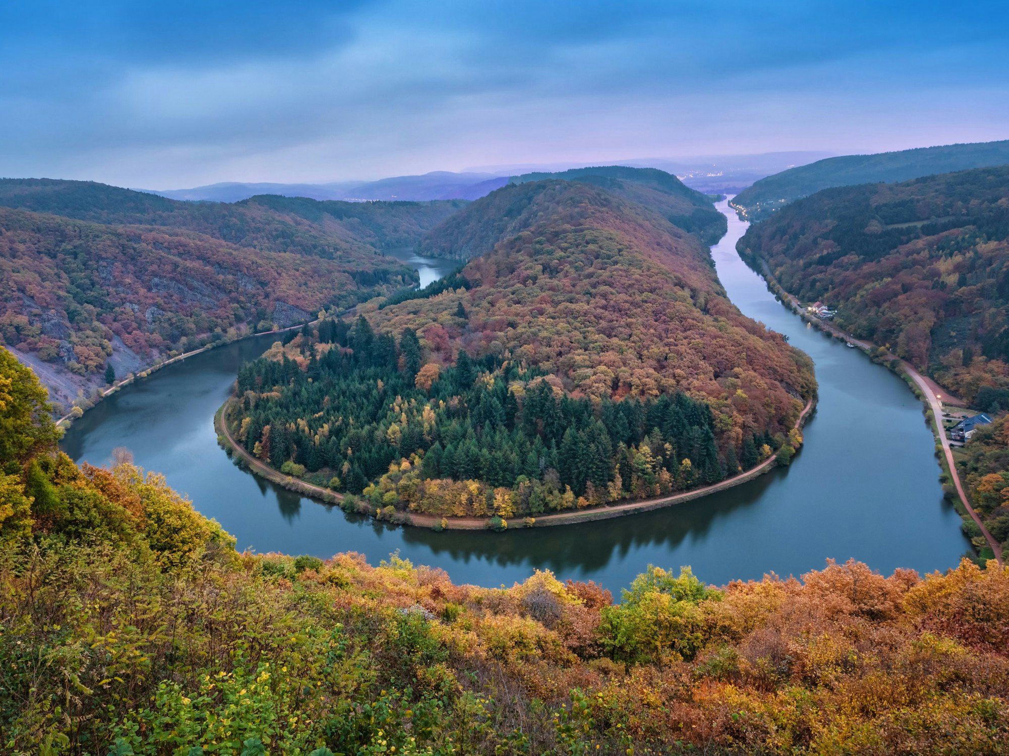 Die Saarschleife bei Mettlach im Saarland.
