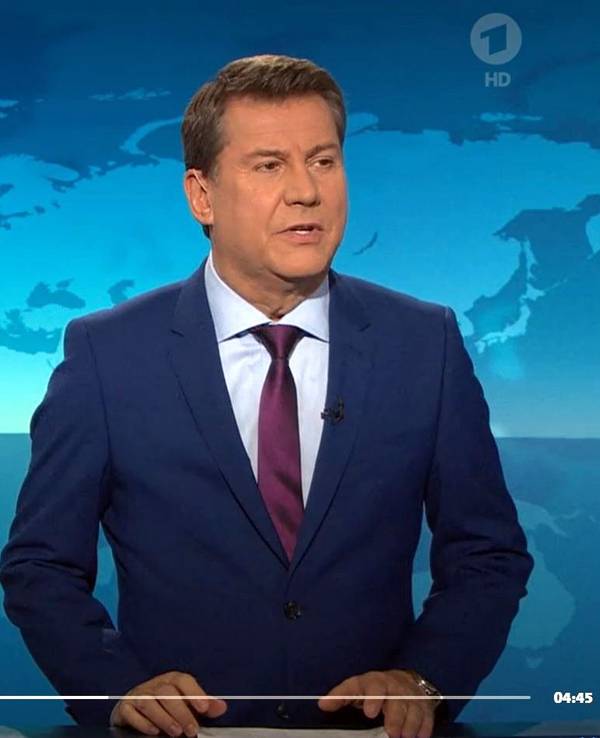 ARD-Sprecher Jens Riewa während einer „Tagesschau“-Sendung.