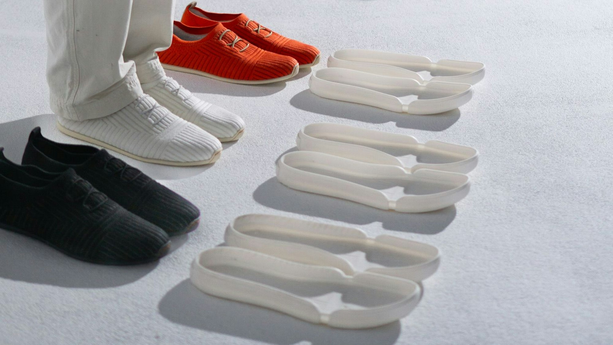 Das von der TH Köln unterstützte Start-up Modifox hat einen Hausschuh mit Wechselsohle entwickelt.