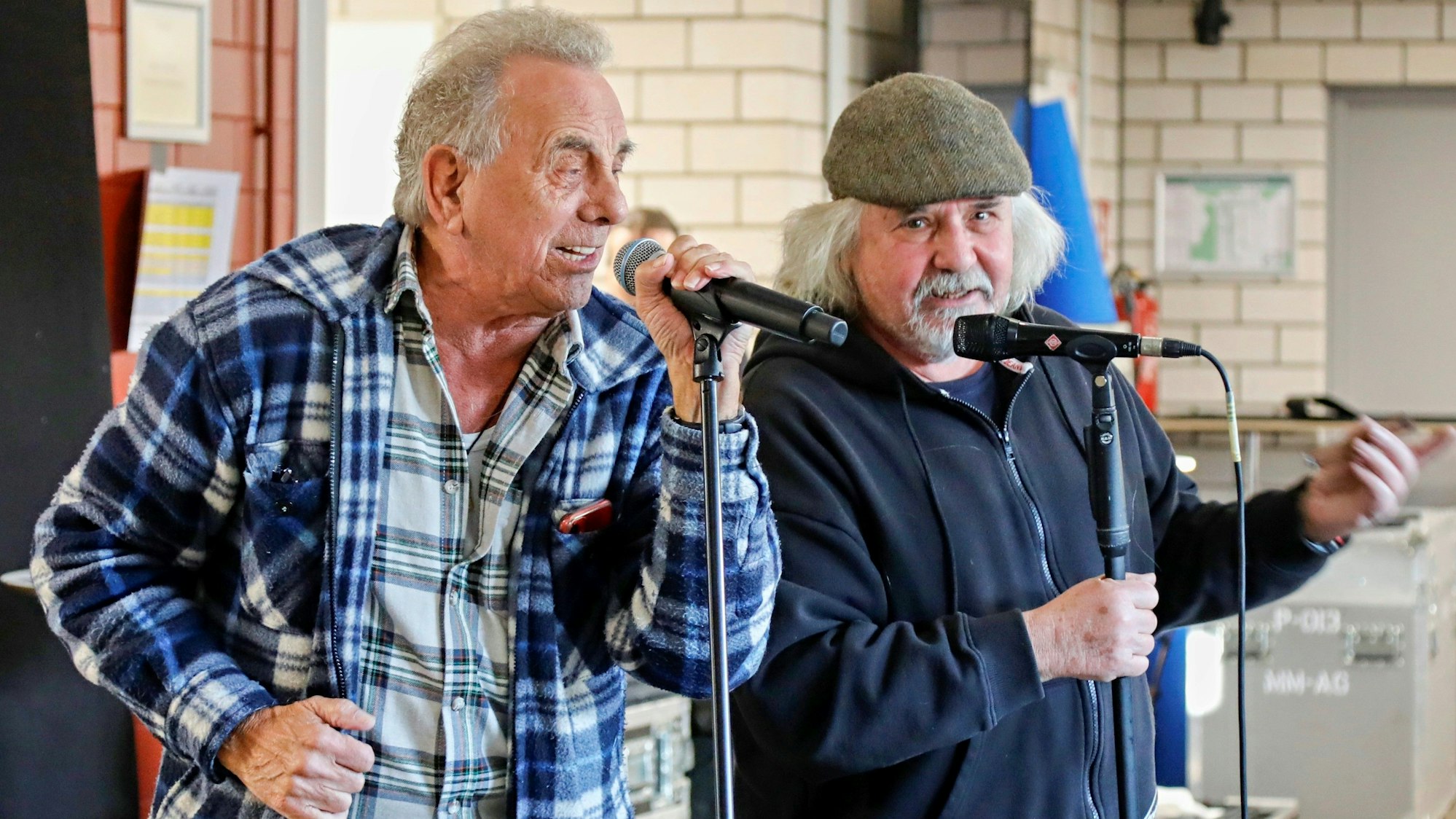 Erry Stoklosa und Tommy Engel proben gemeinsam.