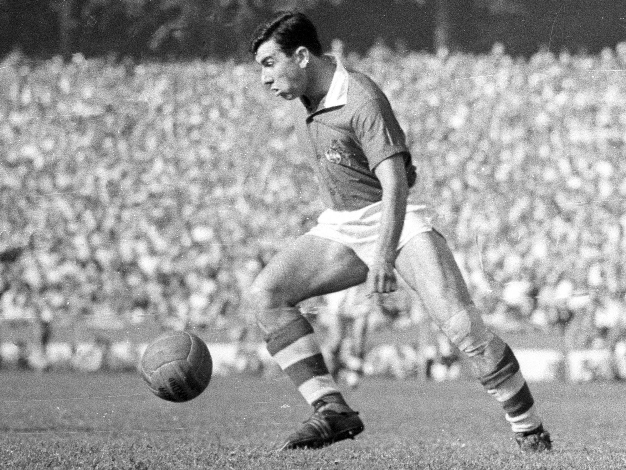 Coskun Tas im Trikot des 1.FC Köln am 6. Juni 1960 gegen Tasmania Berlin.