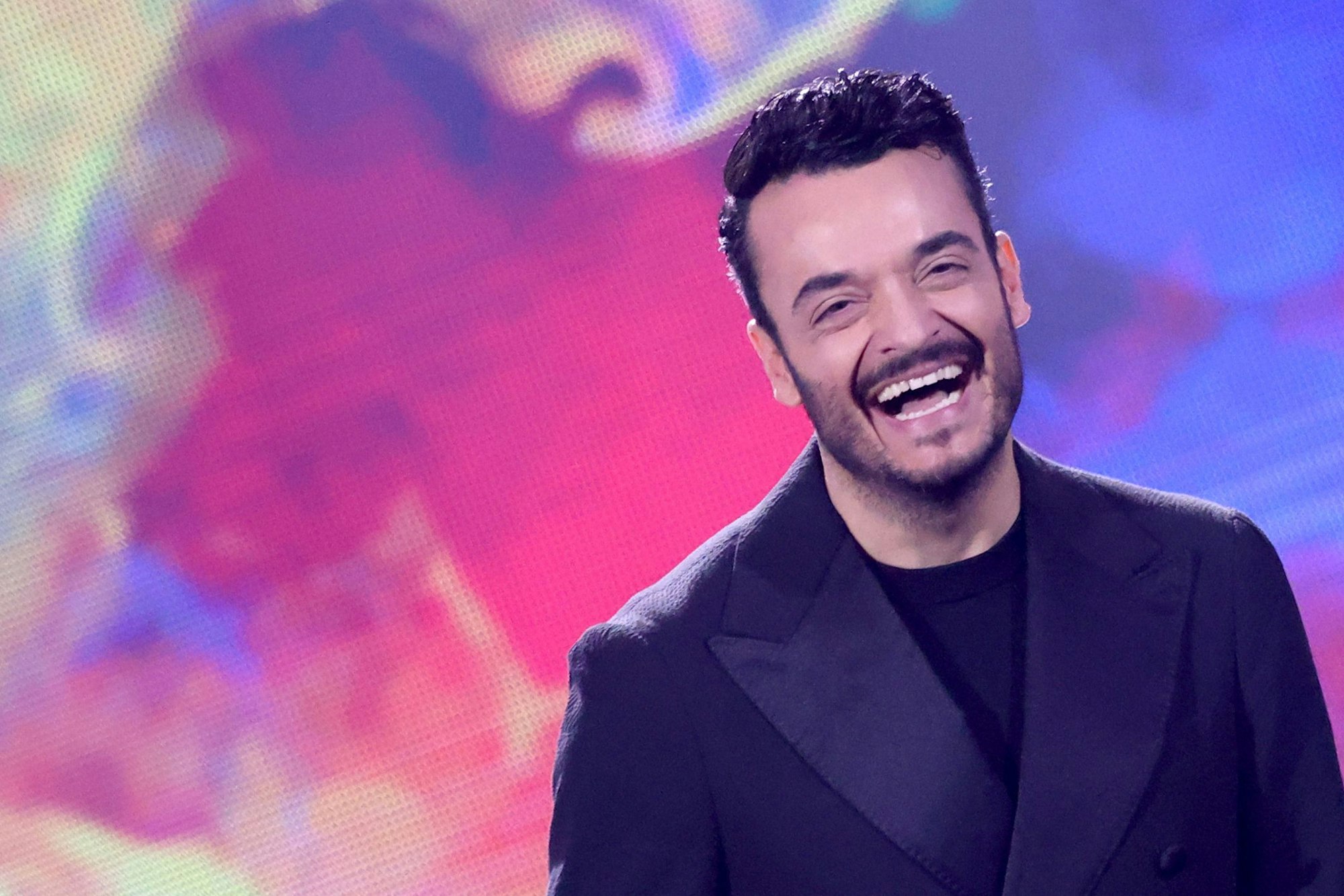 Giovanni Zarrella lächelt bei der "Bild"-Spendengala „Ein Herz für Kinder“.