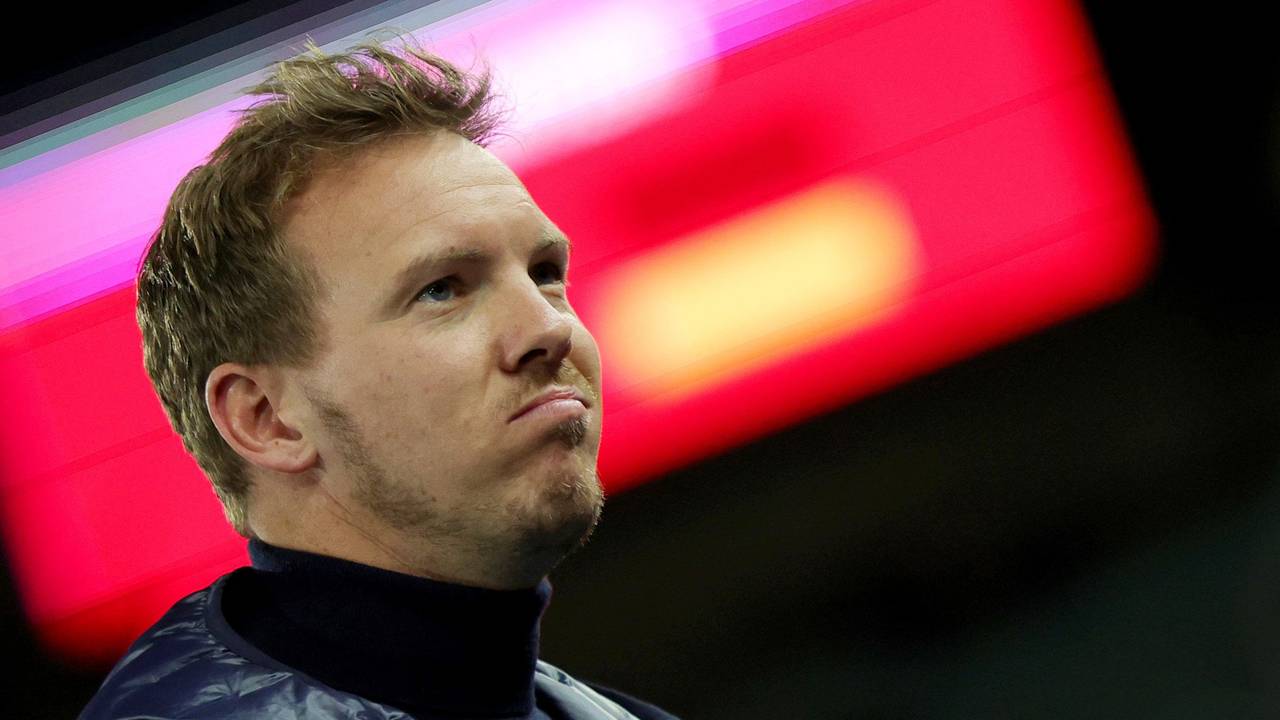 Julian Nagelsmann guckt vor dem Spiel in Wien wenig zuversichtlich.