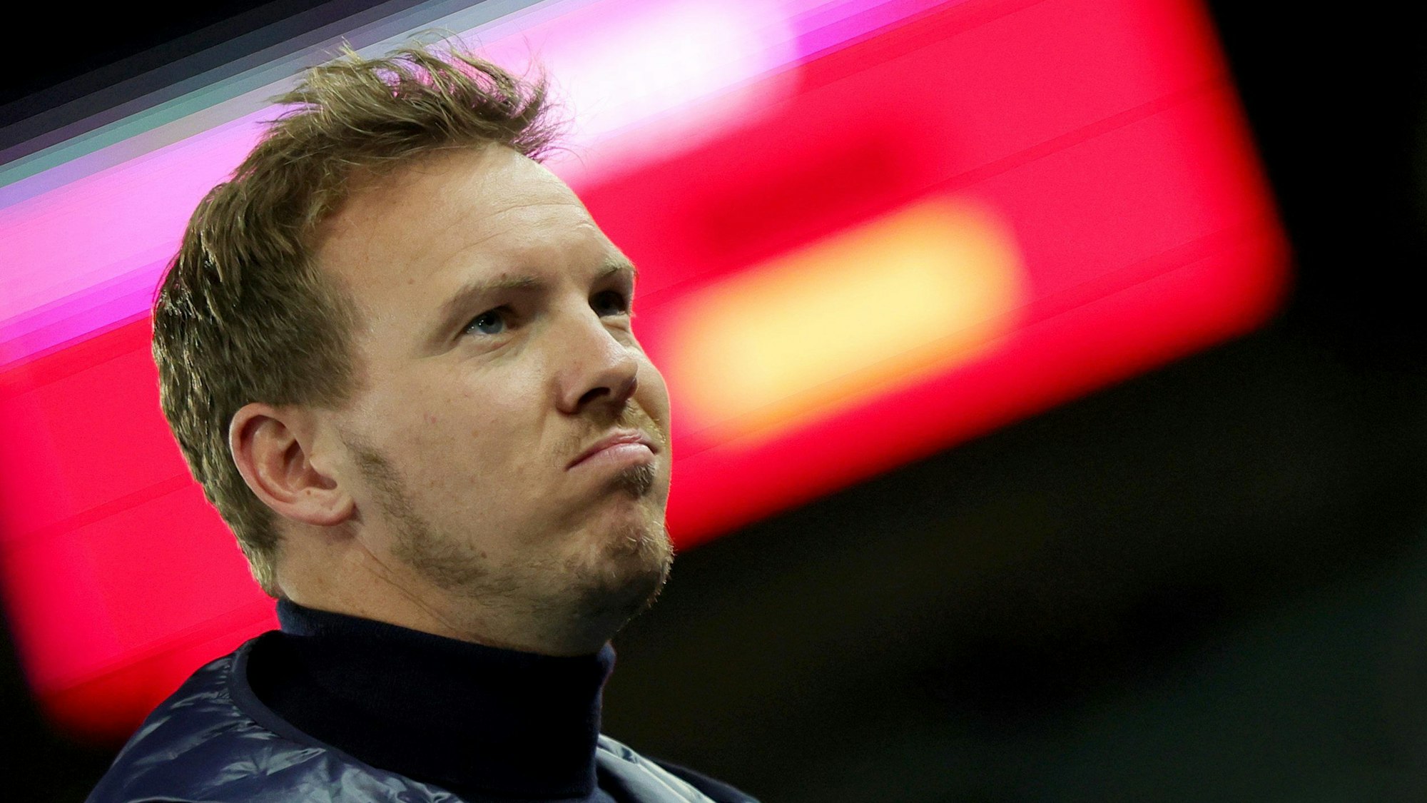 Julian Nagelsmann guckt vor dem Spiel in Wien wenig zuversichtlich.