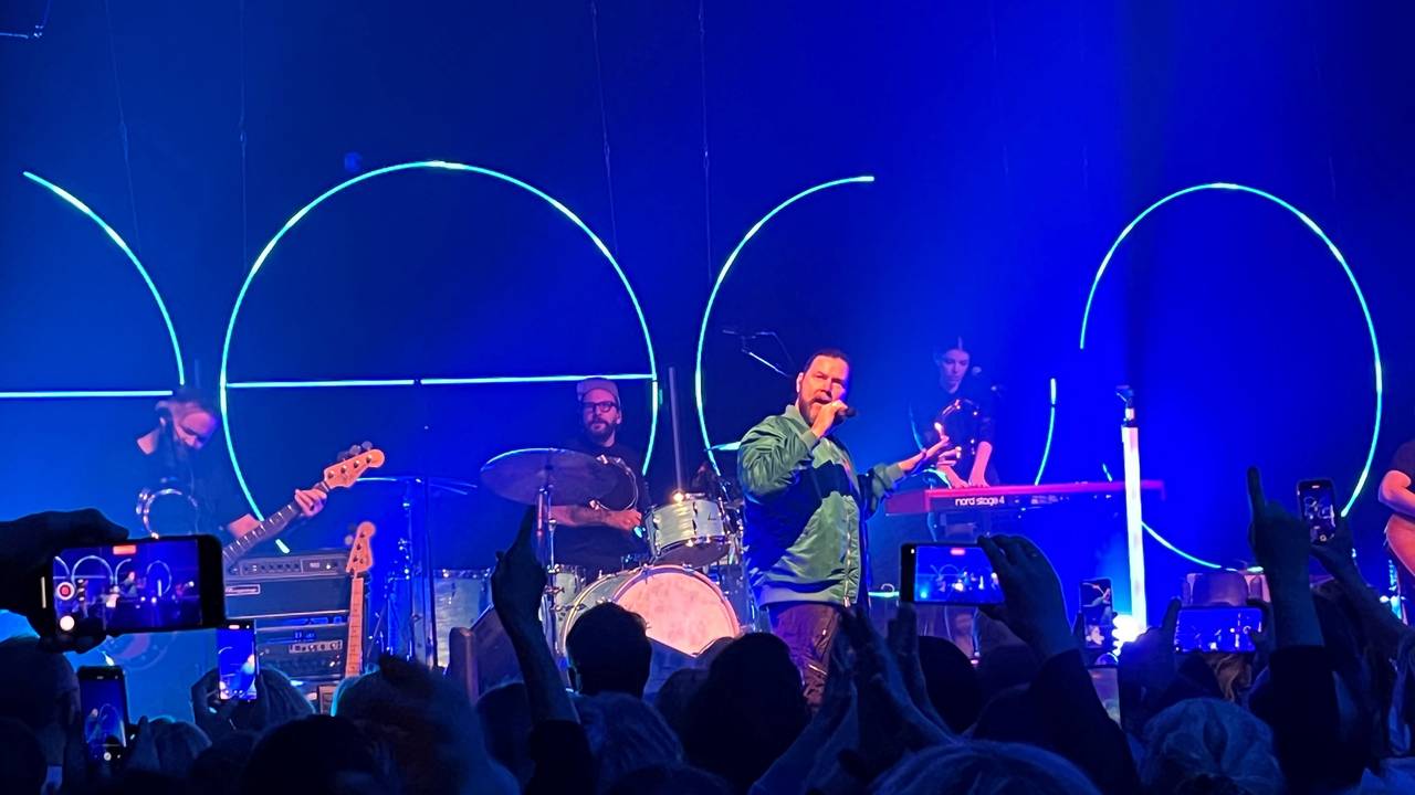 Rea Garvey singt im Bürgerhaus Stollwerck in Köln.