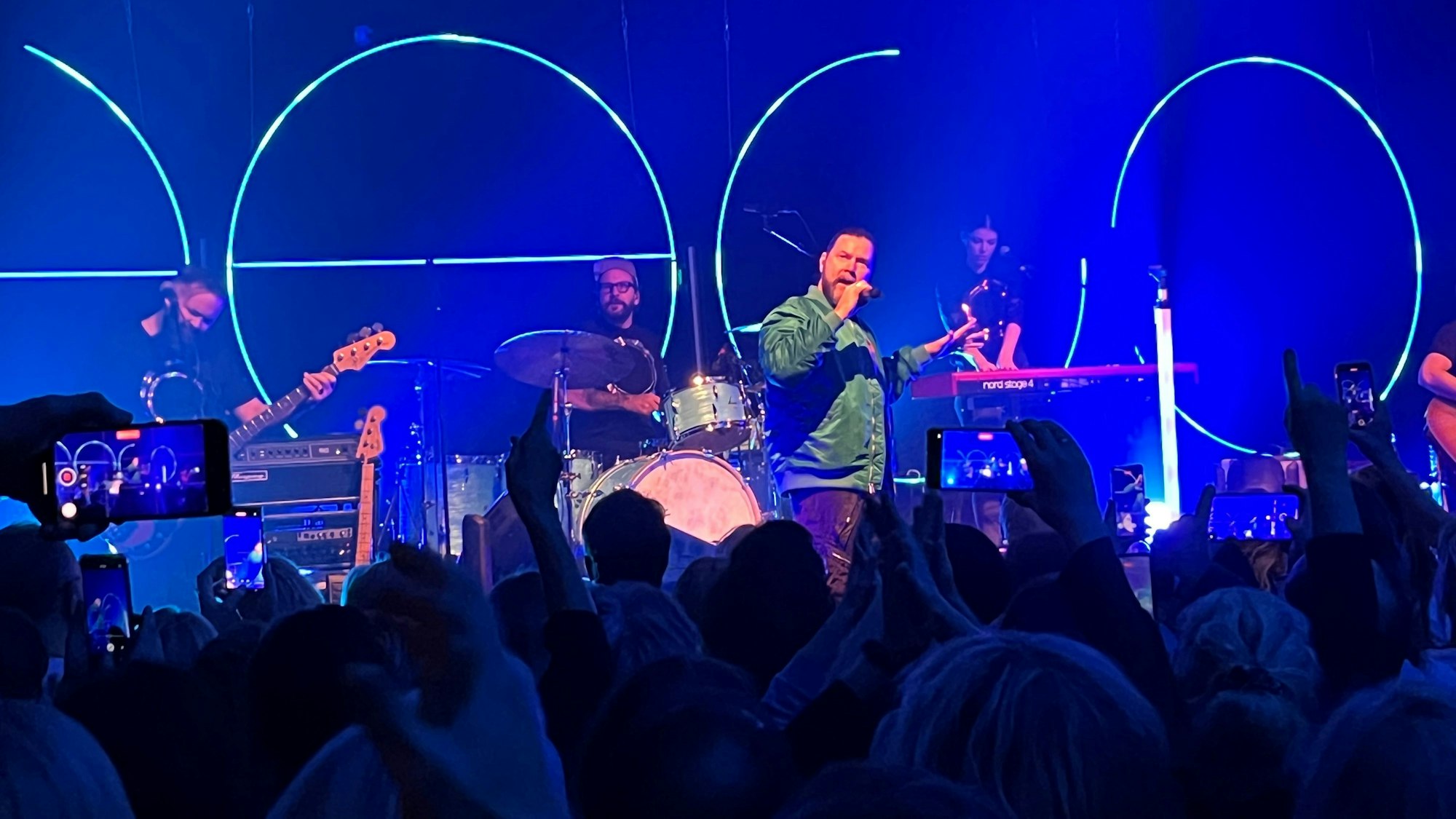 Rea Garvey singt im Bürgerhaus Stollwerck in Köln.