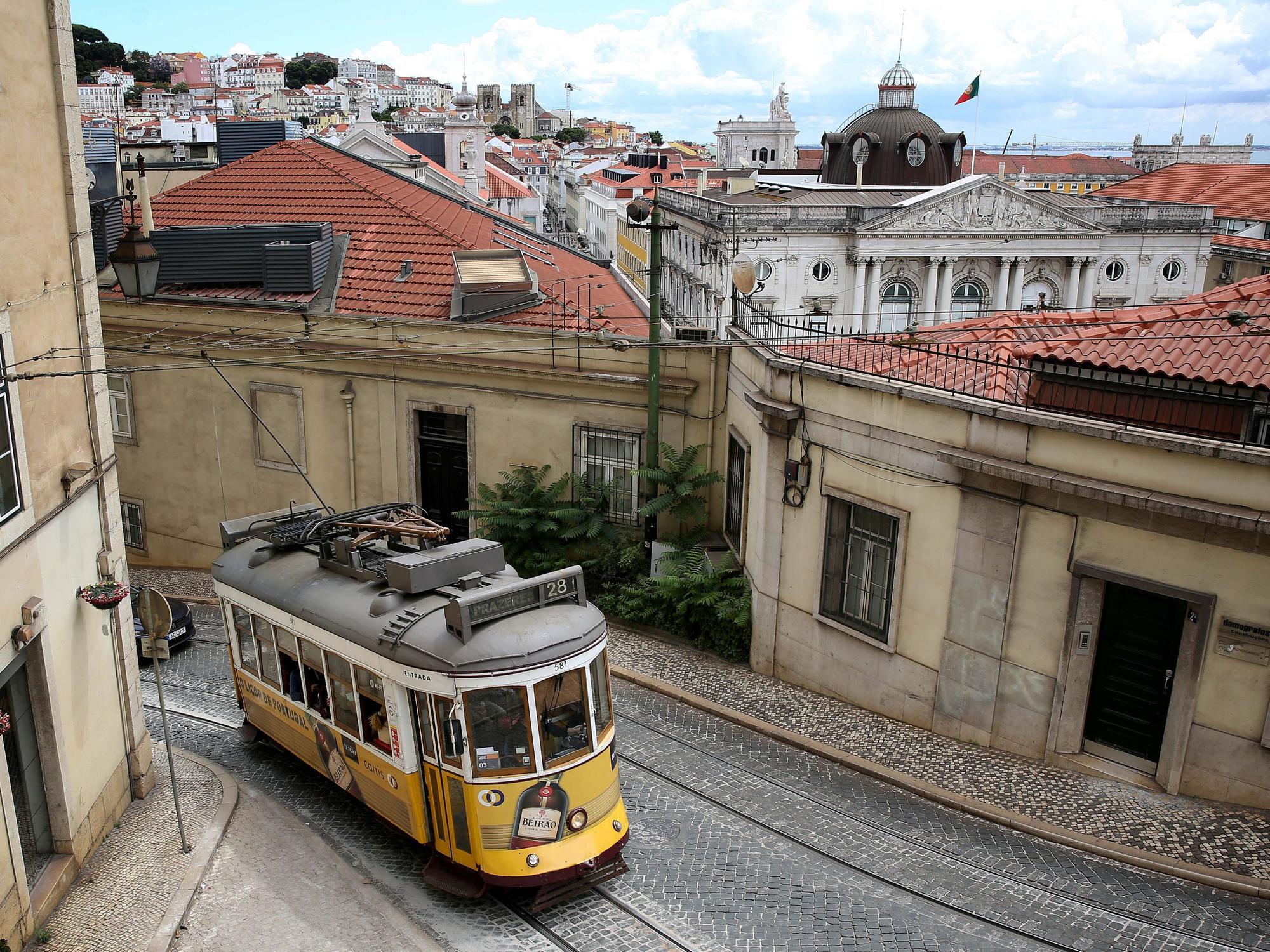 Blick auf die Altstadt von Lissabon (Portugal), hier im Juni 2021.
