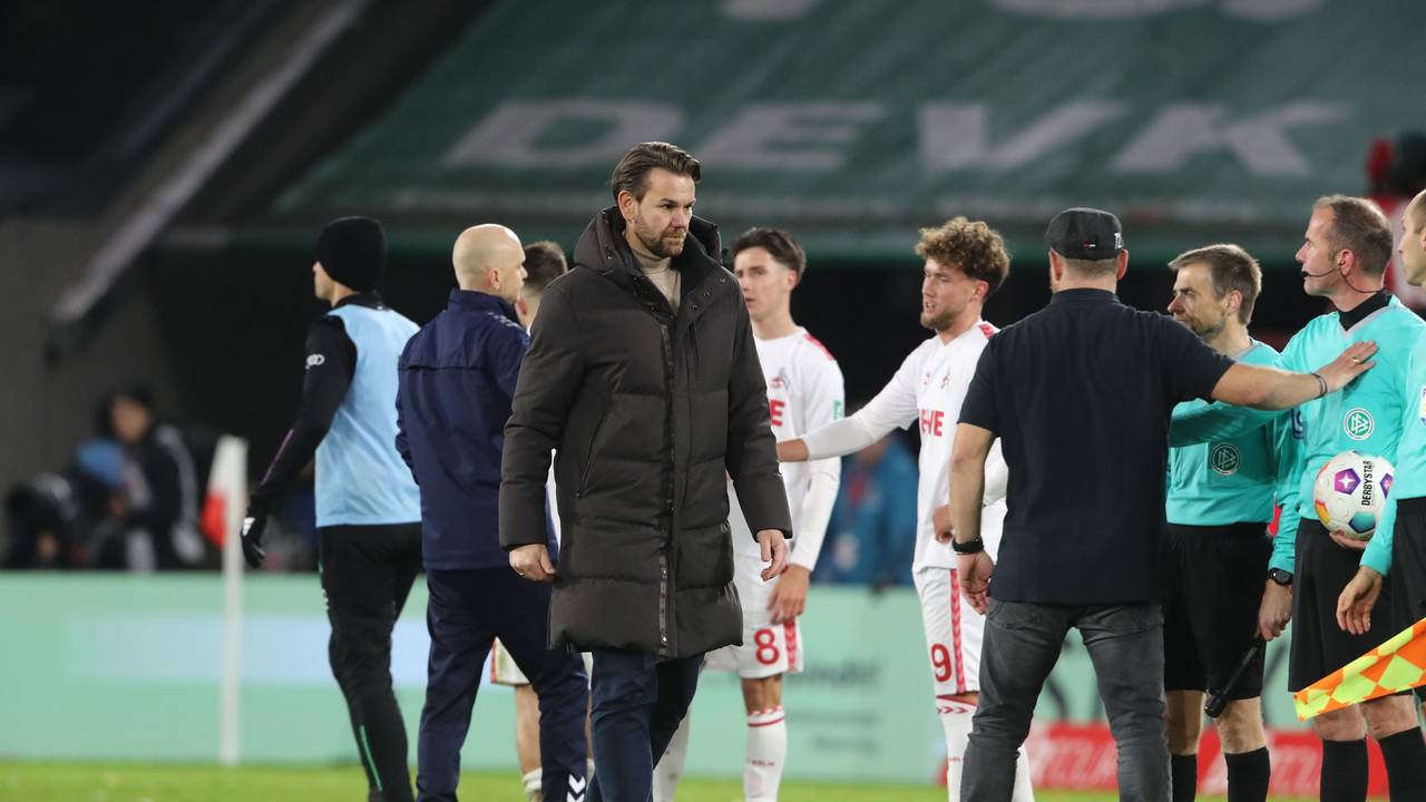 Enttäuschte Gesichter beim 1. FC Köln nach der Niederlage gegen den FC Bayern.