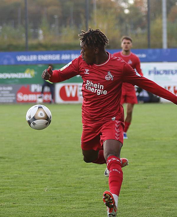 Justin Diehl (1. FC Köln) in Aktion.