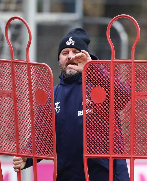 Steffen Baumgart im Training des 1. FC Köln.