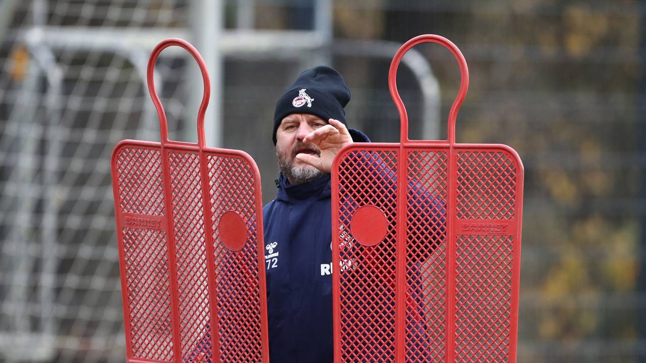 Steffen Baumgart im Training des 1. FC Köln.