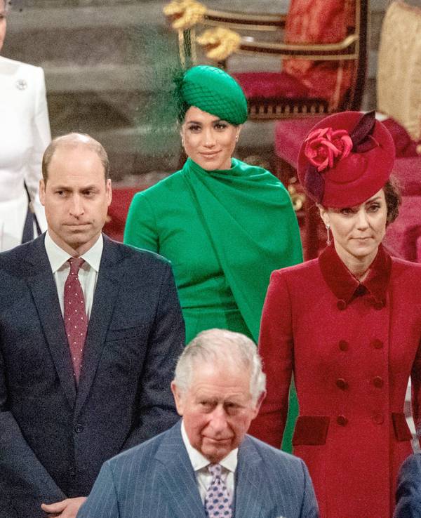 Einer der letzten gemeinsamen Auftritte vor dem royalen Familienzoff: Prinz Harry (l-r), Prinz William, Meghan, Herzogin von Sussex, und Kate, damalige Herzogin von Cambridge, im März 2020.