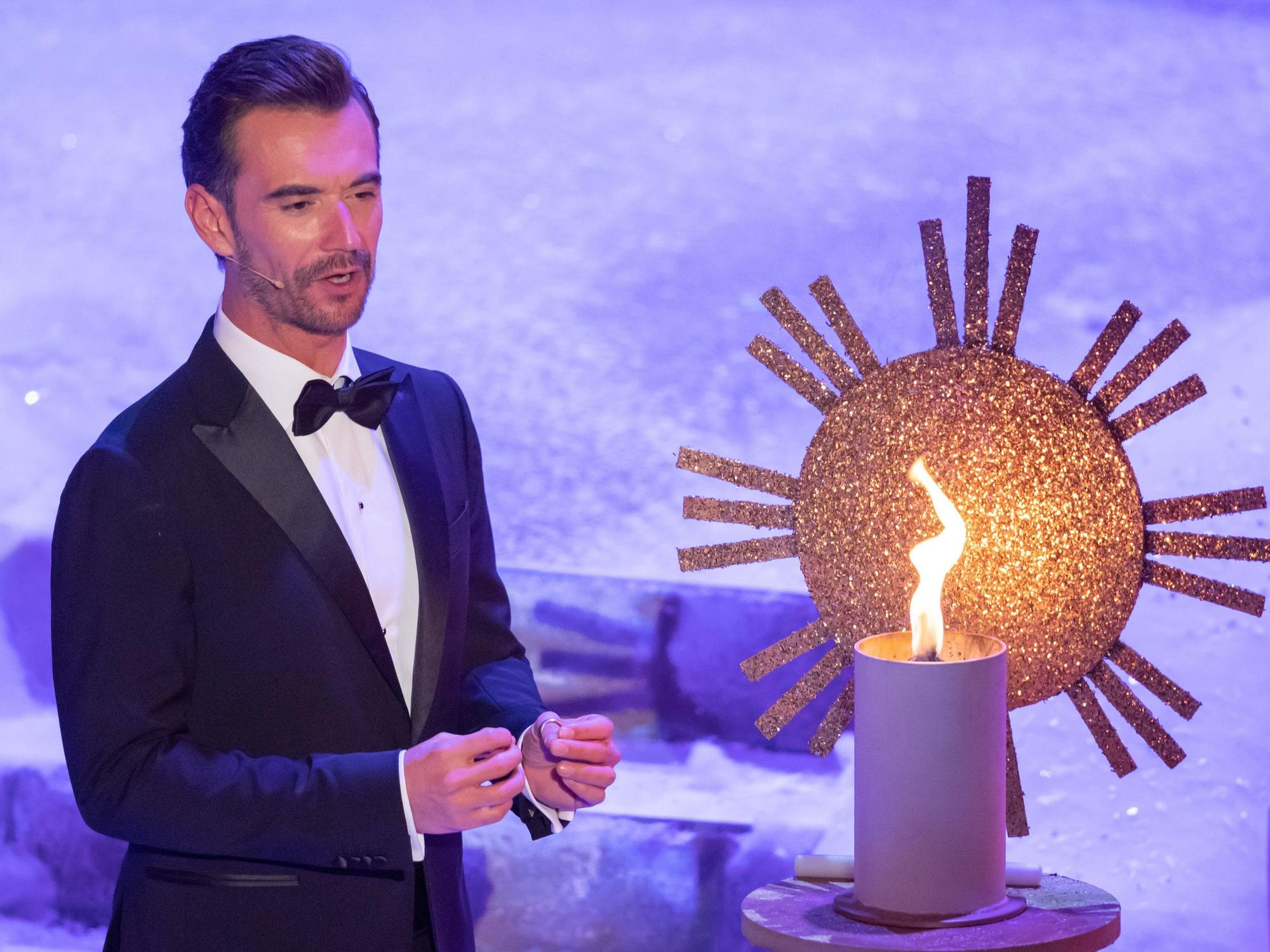 Moderator Florian Silbereisen beim Auftritt in der ARD-Weihnachtsshow "Adventsfest der 100.000 Lichter".