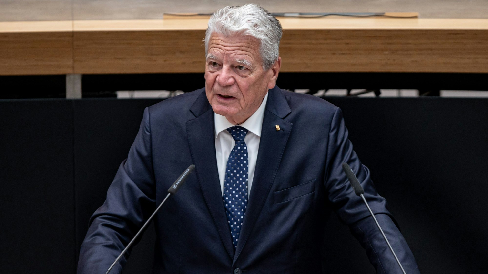 Joachim Gauck spricht zur Gedenkstunde zum Volksaufstand von 1953.