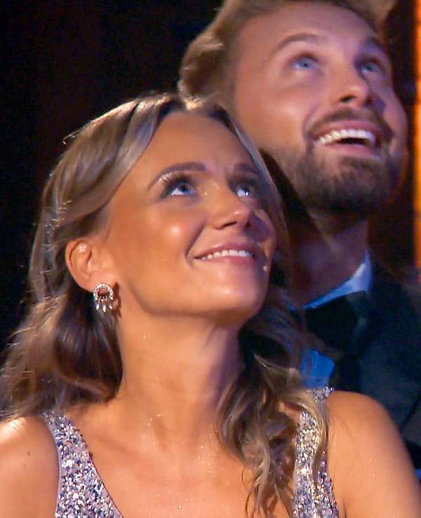 Bachelor Dominik Stuckmann mit seiner Auserwählten Anna Rossow.