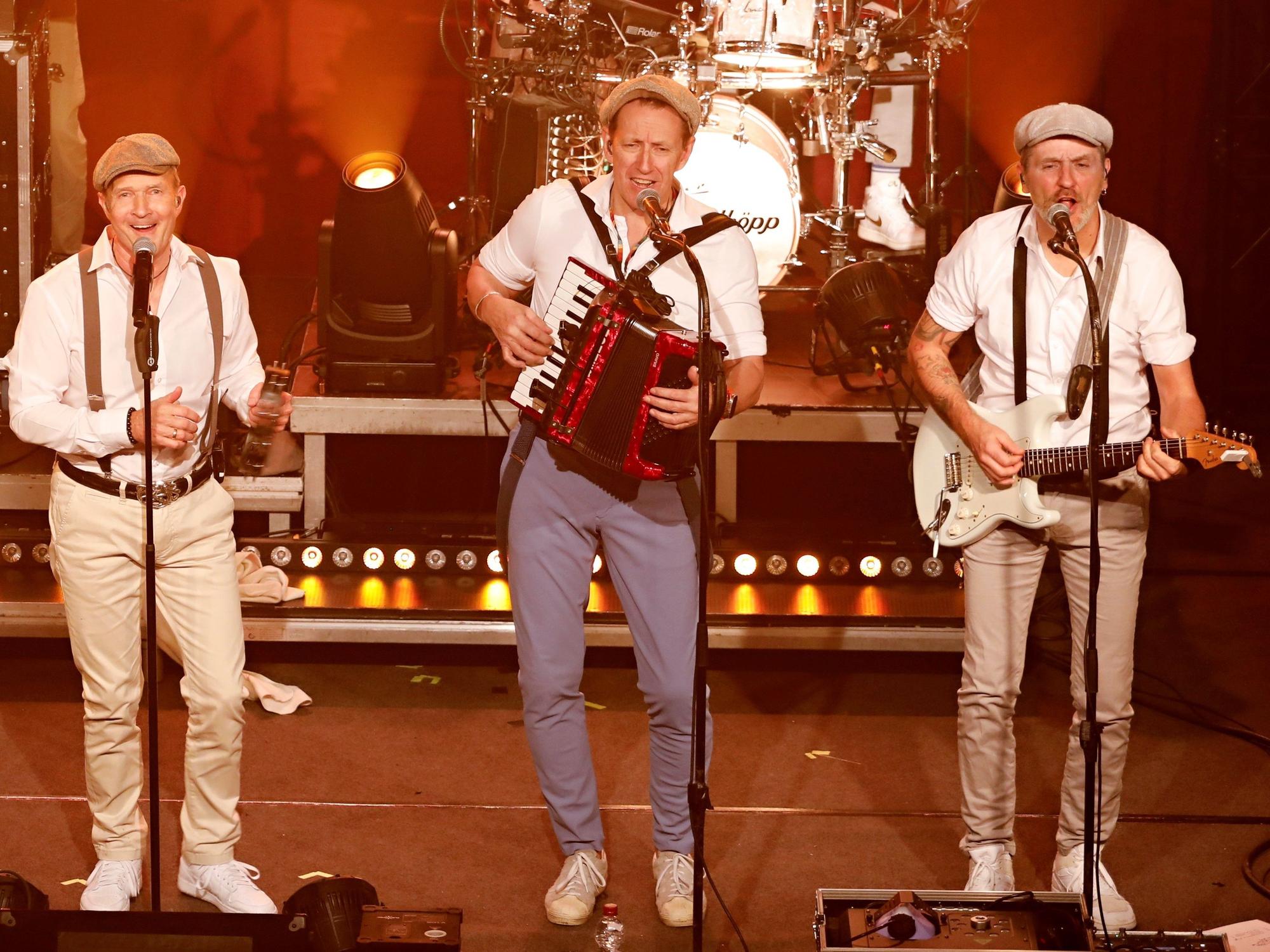 Klüngelköpp beim Konzert in Nippes.
