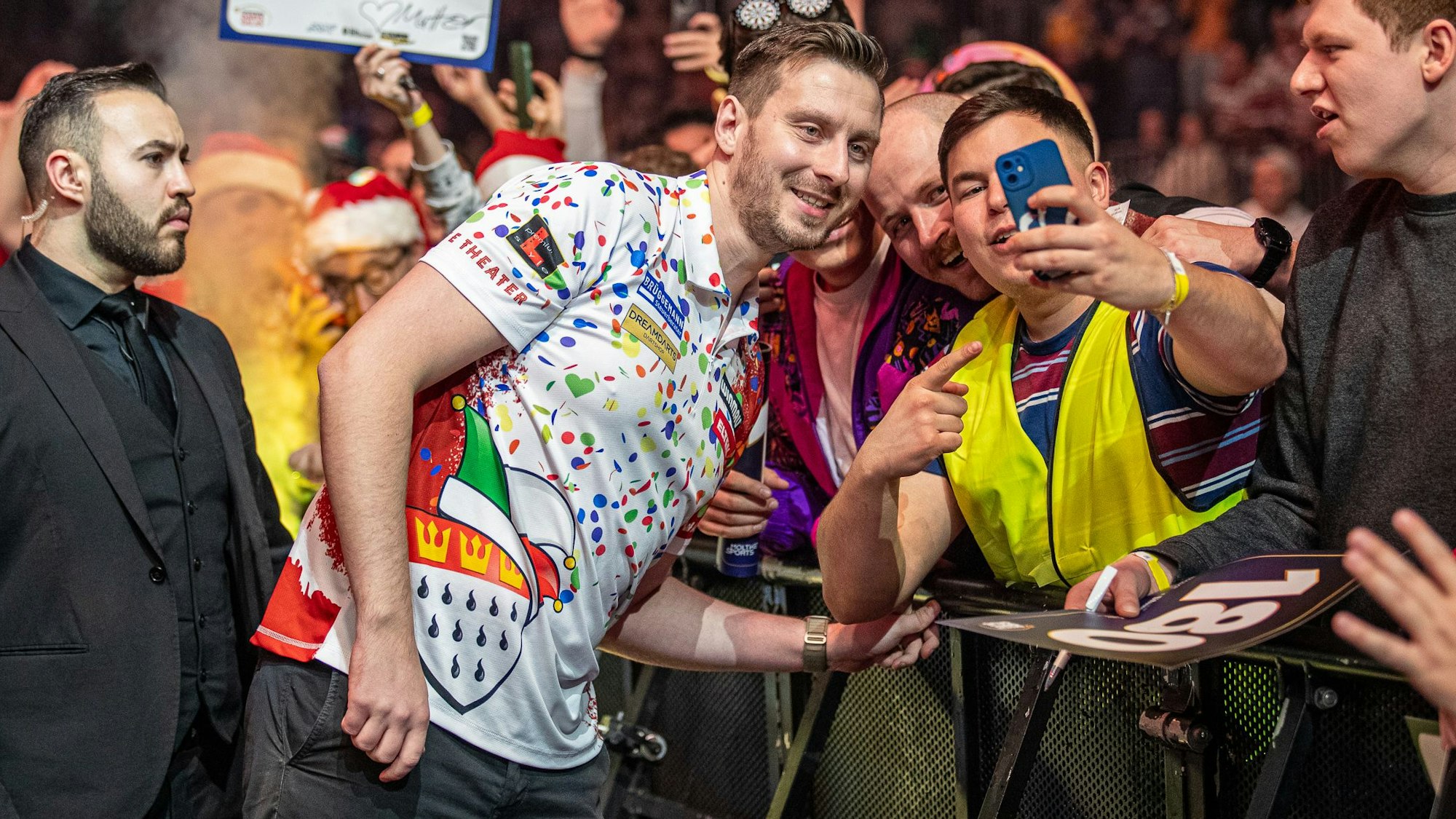 Florian Hempel bei der Köln World Darts Gala.