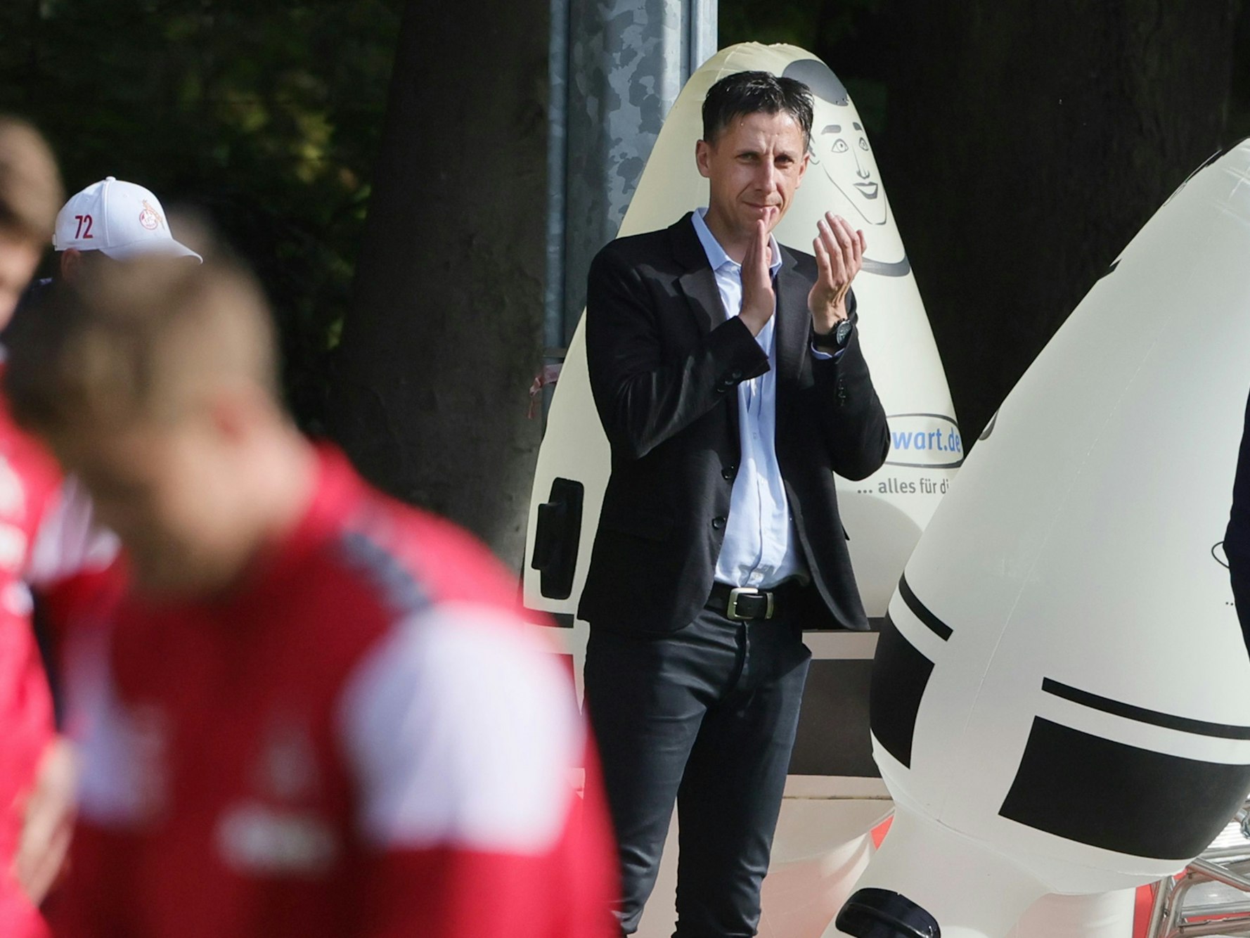 FC-Geschäftsführer Christian Keller während des Trainings am 18. Oktober 2023.