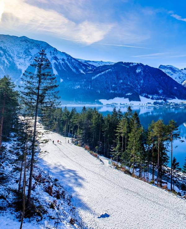 Blick auf den Achensee im österreichischen Bundesland Tirol