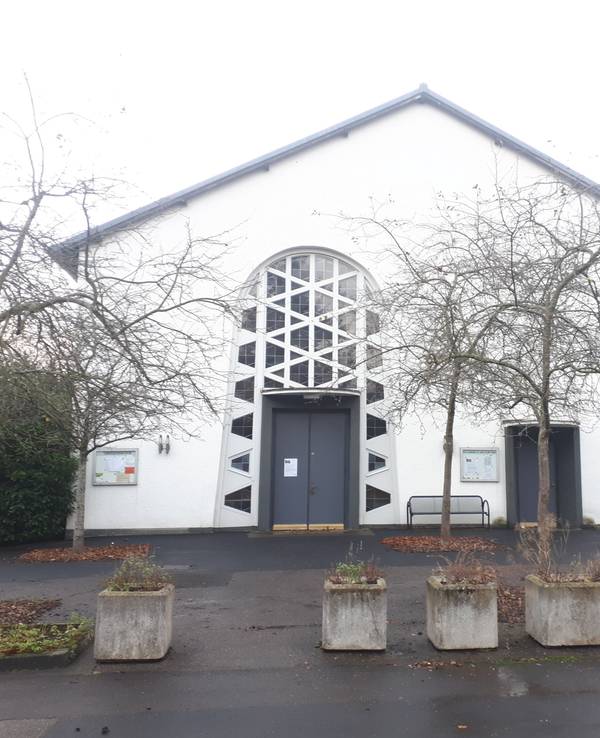 Die Kriche St. Anna in Riehl.