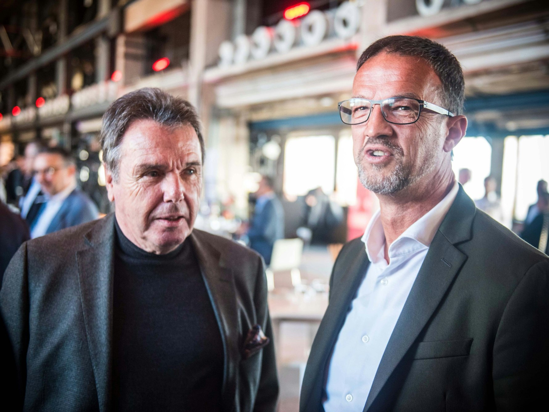 Heribert Bruchhagen und Fredi Bobic im Gespräch.