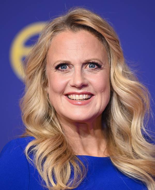 Barbara Schöneberger, Moderatorin, kommt zur Verleihung „Das goldene Lenkrad 2023“.