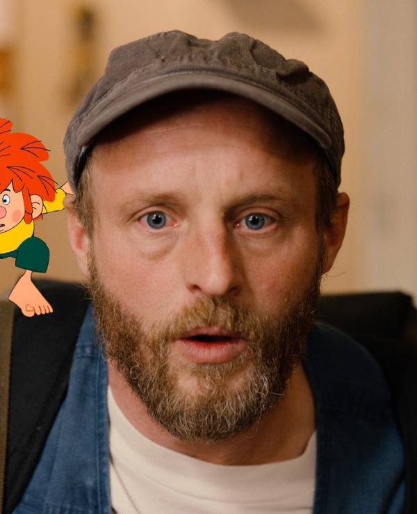 Florian Eder (Florian Brückner) und Pumuckl auf einem undatierten Foto