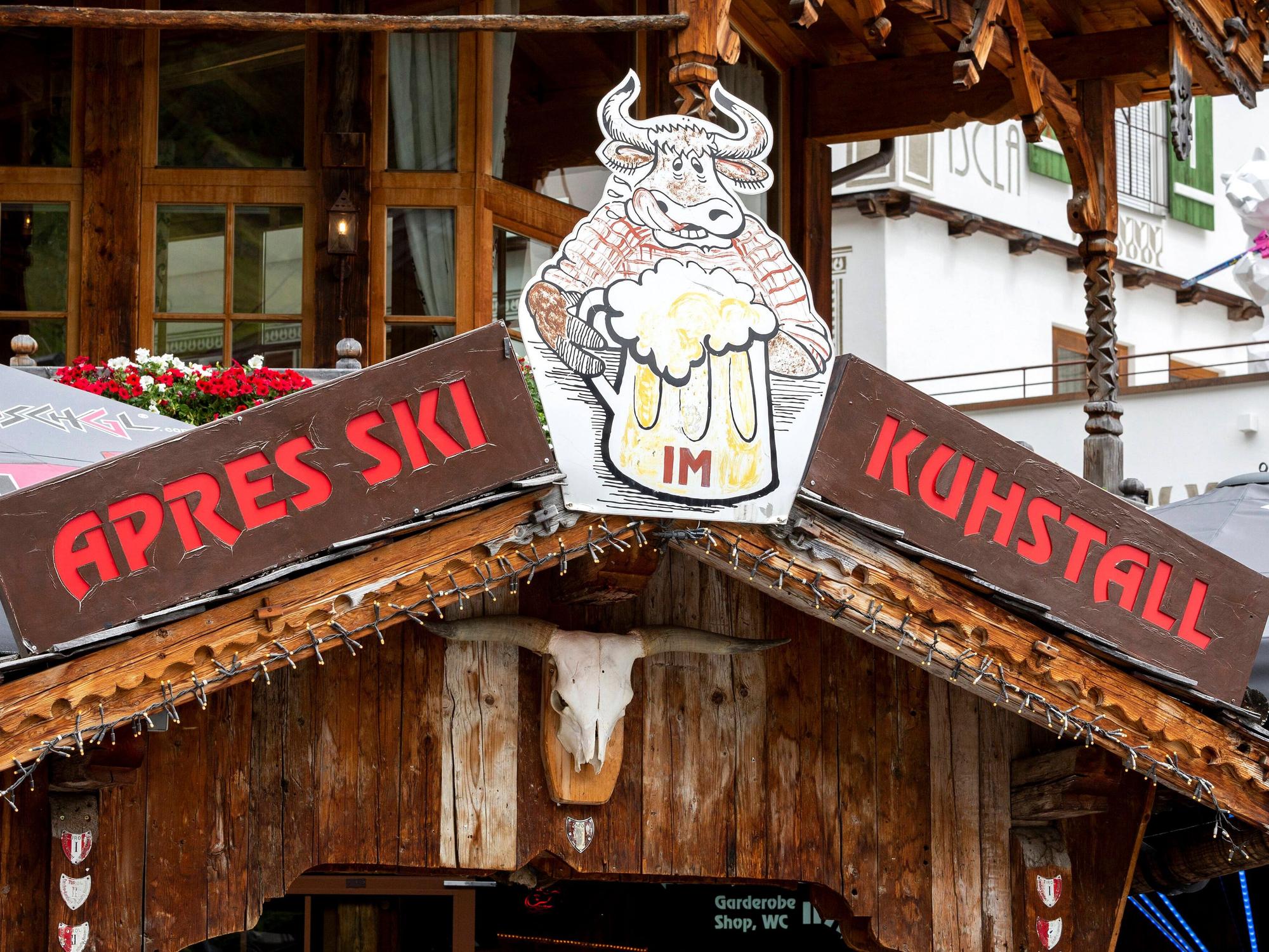 Arlberg: Hütten-Gaudi, Après-Ski – und Tipp für Frühaufsteher | Express