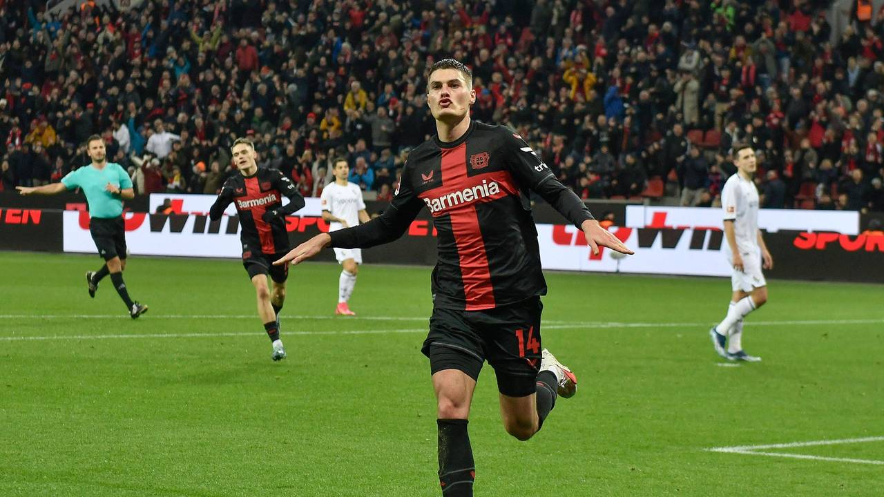 Patrik Schick jubelt über seine Tore