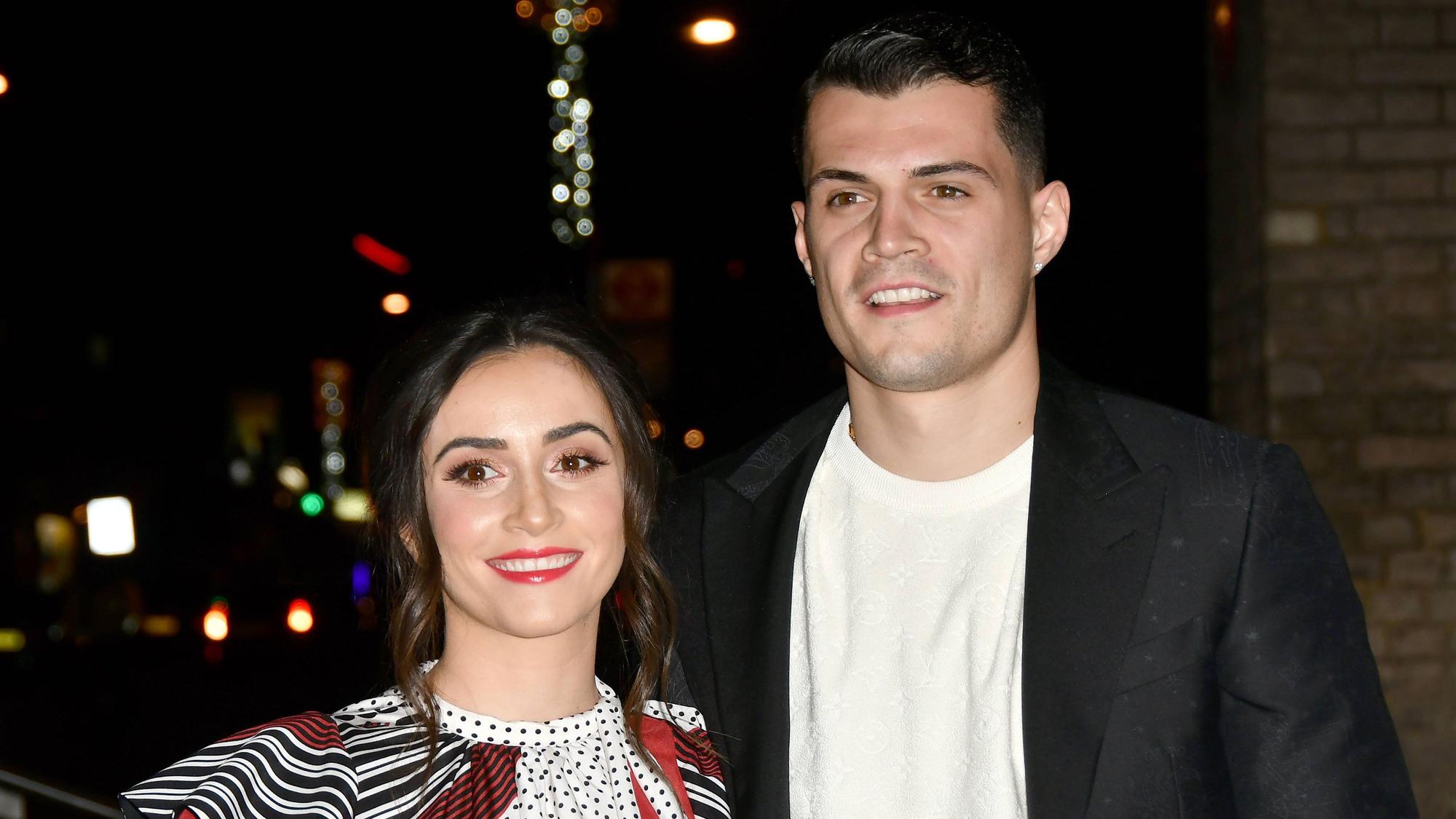Granit Xhaka und Ehefrau Leonita bei einem Event in London.