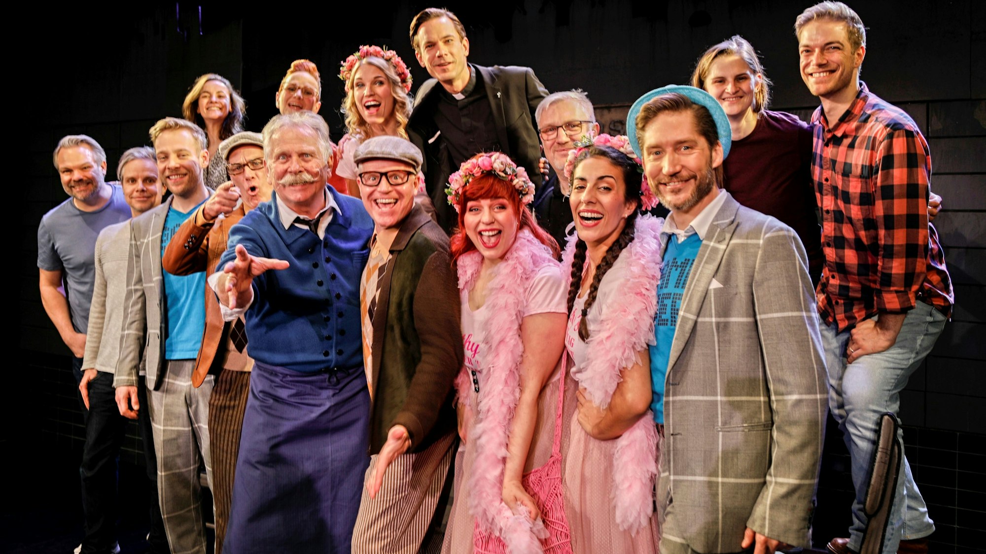 Das Ensemble von „Himmel und Kölle“.