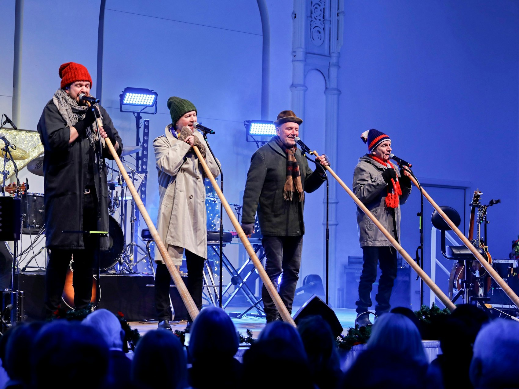 Die Paveier mit Alphorn-Einsatz.
