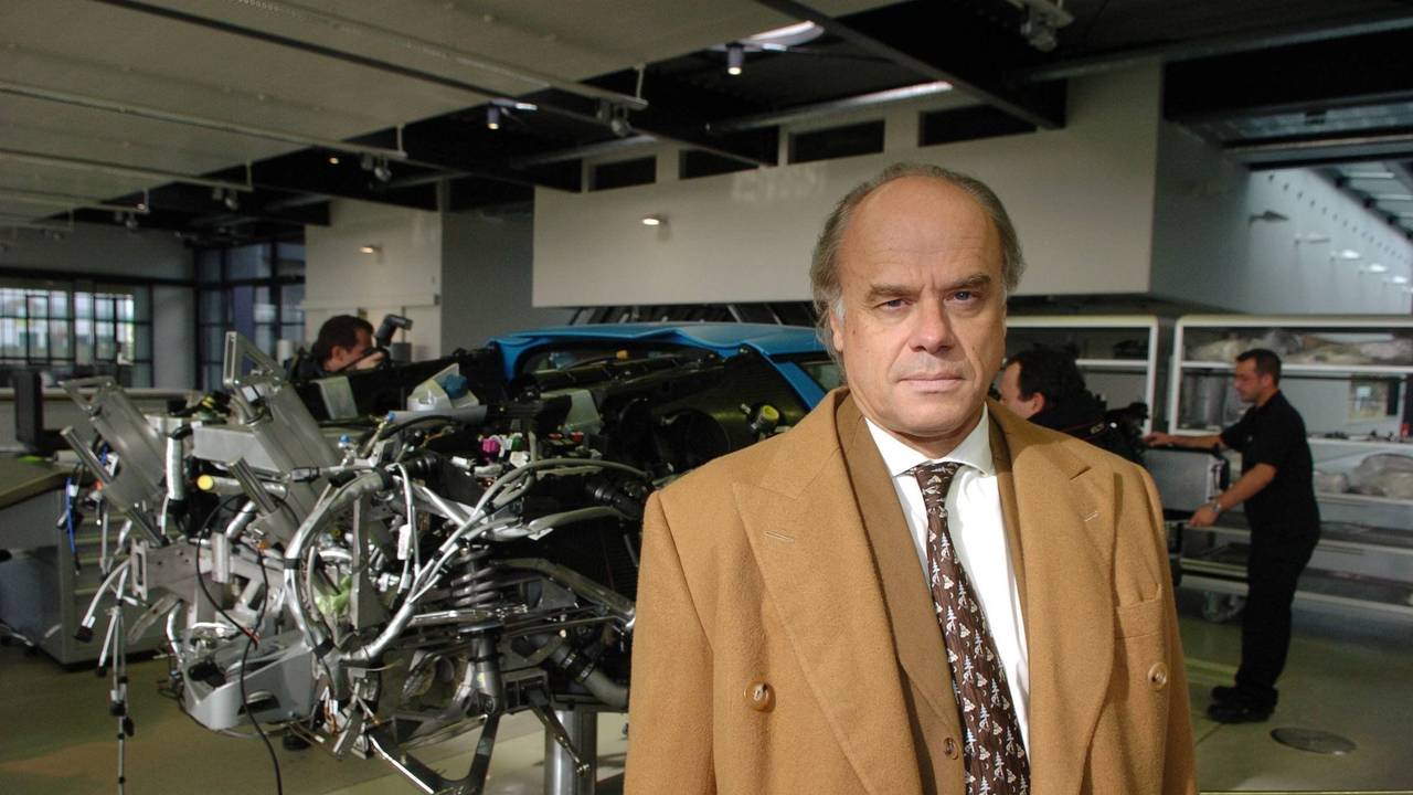 Thomas Bscher in einer Produktionsstätte für die Bugatti Automobile im elsässischen Molsheim.