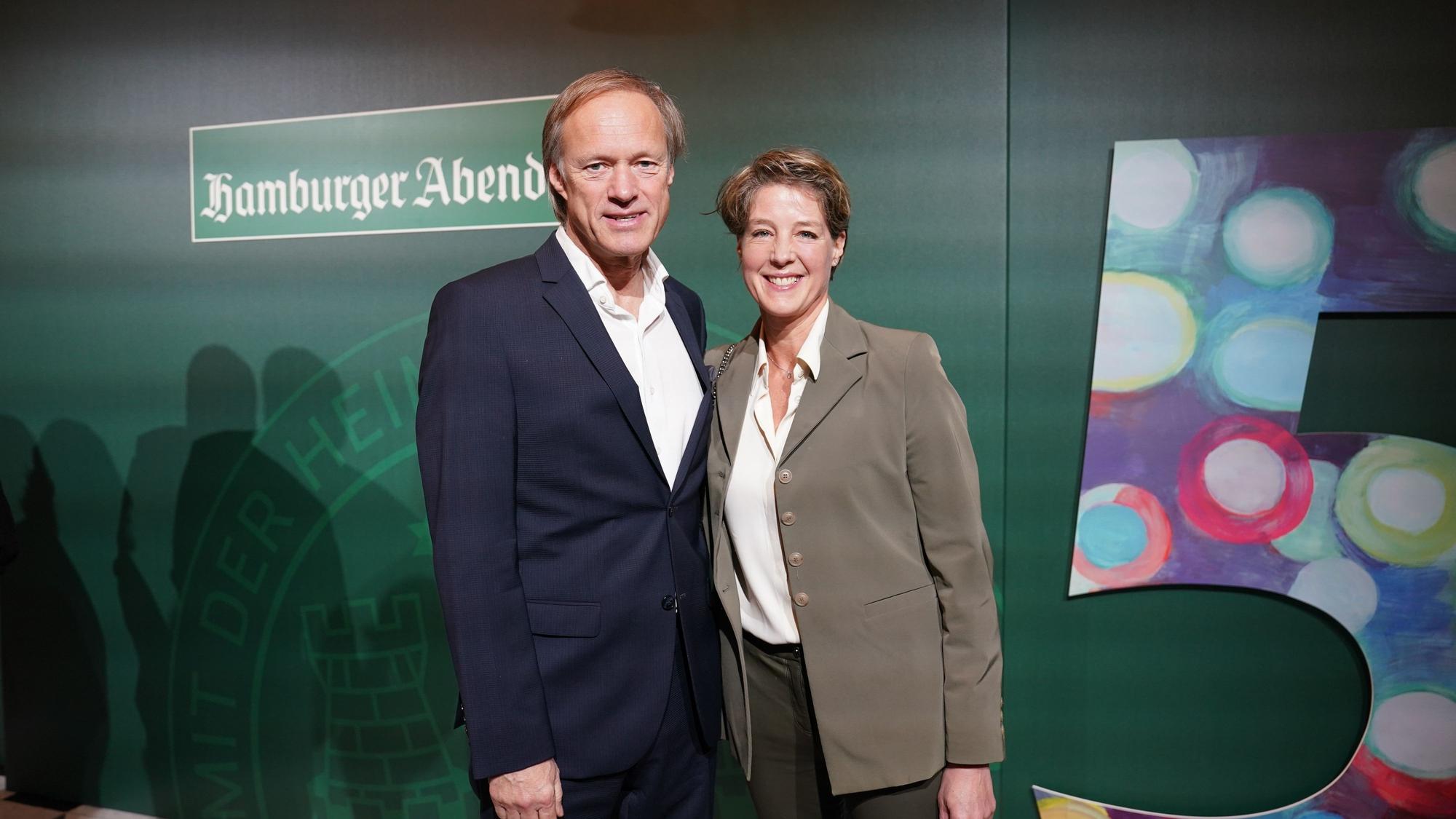 TV-Moderator Gerhard Delling und seine Lebensgefährtin Christina Block im Januar 2023: Nach dem Überfall auf einen Vater und dem Verschwinden zweier Kinder in Süddänemark hat sich nun Block zu Wort gemeldet.