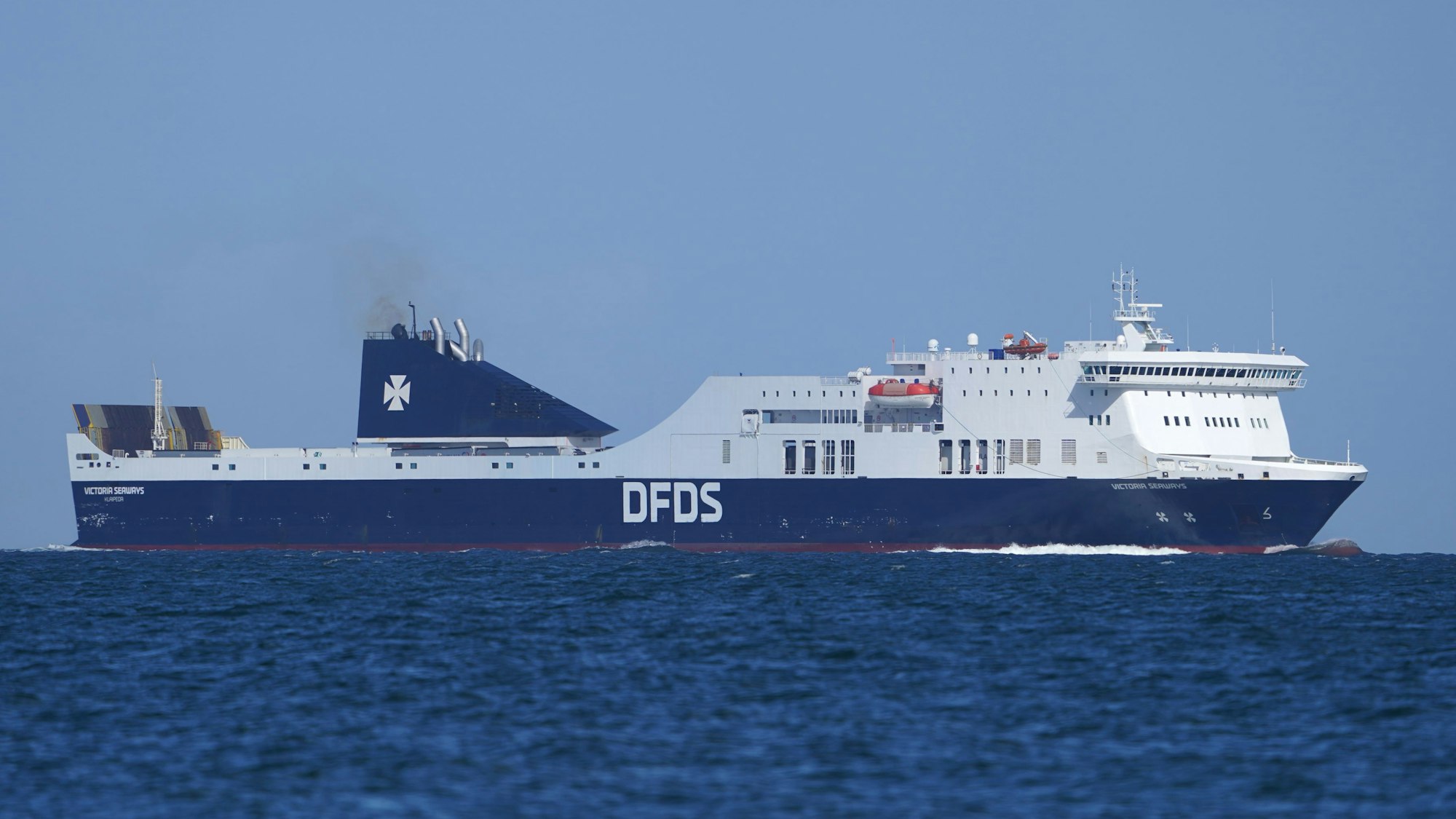 Die Fähre „Victoria Seaways“ der Reederei DFDS Seaways fährt auf der Ostsee von Klaipeda (Litauen) nach Kiel.