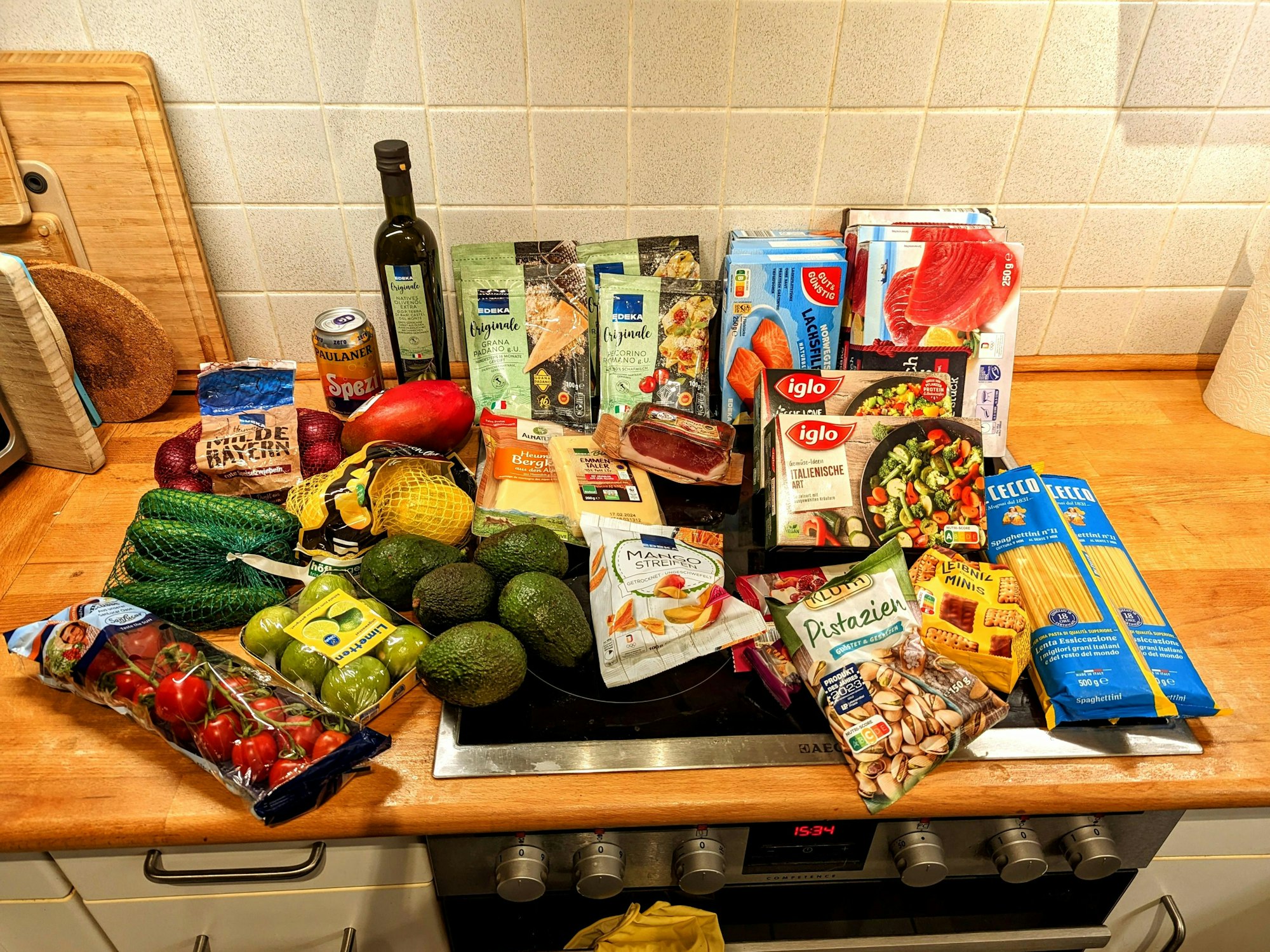 Ein Reddit-Nutzer teilte seinen Einkauf und beschwerte sich über den Einkaufspreis. Anstatt Mitgefühl zu bekommen, wurde er für seine Beschwerde ausgelacht.