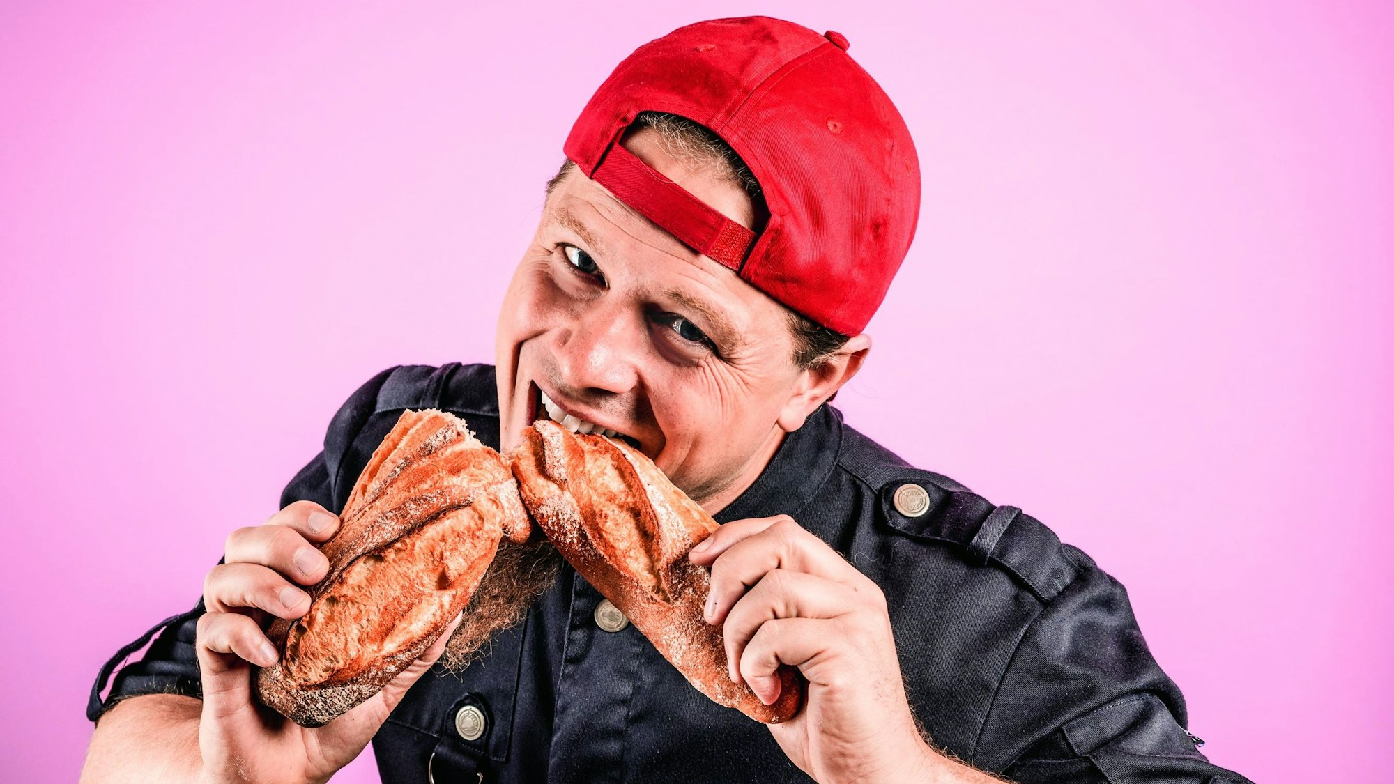 High Carb statt Low Carb! Mit gelingsicheren Rezepten von Profibäcker Axel Schmitt können Brotliebhaber genussvoll abnehmen