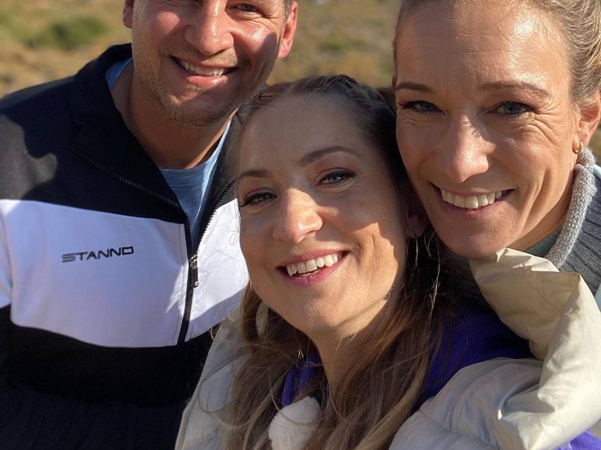 Sigrid Ilumaa, Christine Theiss und Ramin Abtin auf einem Instagram-Selfie vom 6. Mai 2022.