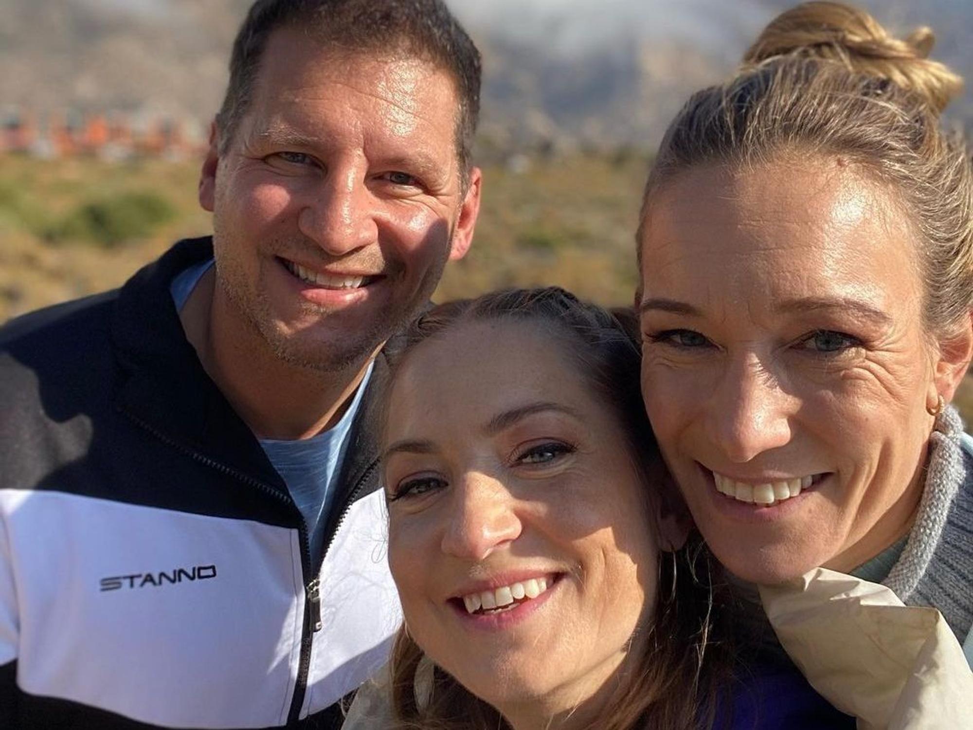 Sigrid Ilumaa, Christine Theiss und Ramin Abtin auf einem Instagram-Selfie vom 6. Mai 2022.