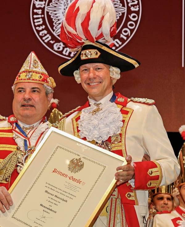 Präsident Dino Massi mit Marcus Gottschalk.