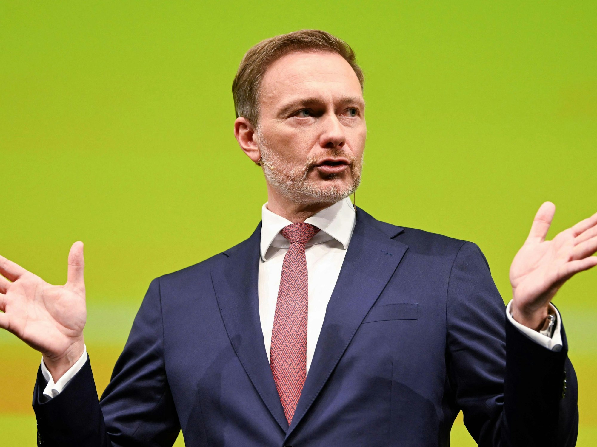 FDP-Chef Christian Lindner spricht am Samstag (6. Januar) in Stuttgart beim Dreikönigstreffen der FDP im Opernhaus.