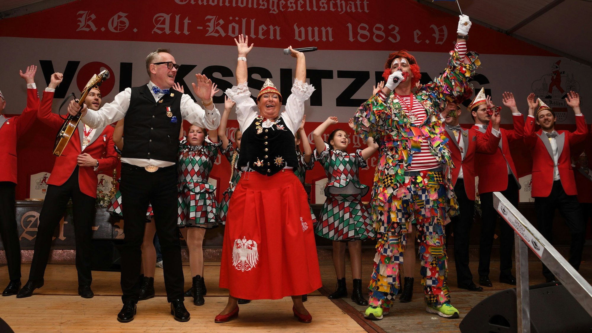 Volkssitzung der KG Alt-Köllen auf dem Neumarkt.