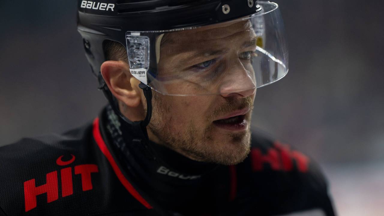 Eishockey-Profi Moritz Müller (Kölner Haie) in Aktion.