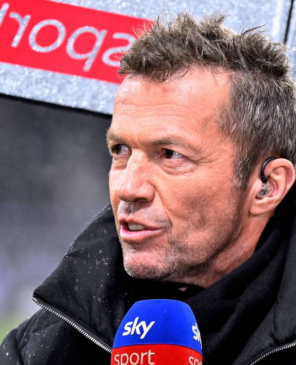 Lothar Matthäus spricht bei einem Auftritt als TV-Experte in der Bundesliga.