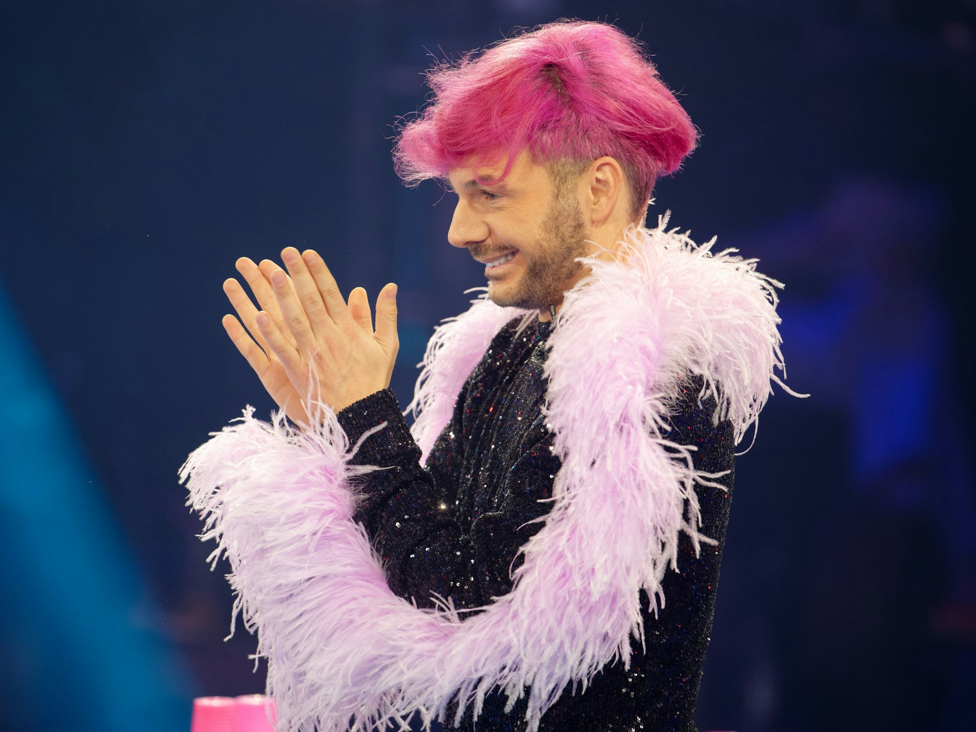 Der Reality-TV-Darsteller Sam Dylan beim Finale der Reality-Show „Promi Big Brother“ am 8. Dezember 2022.