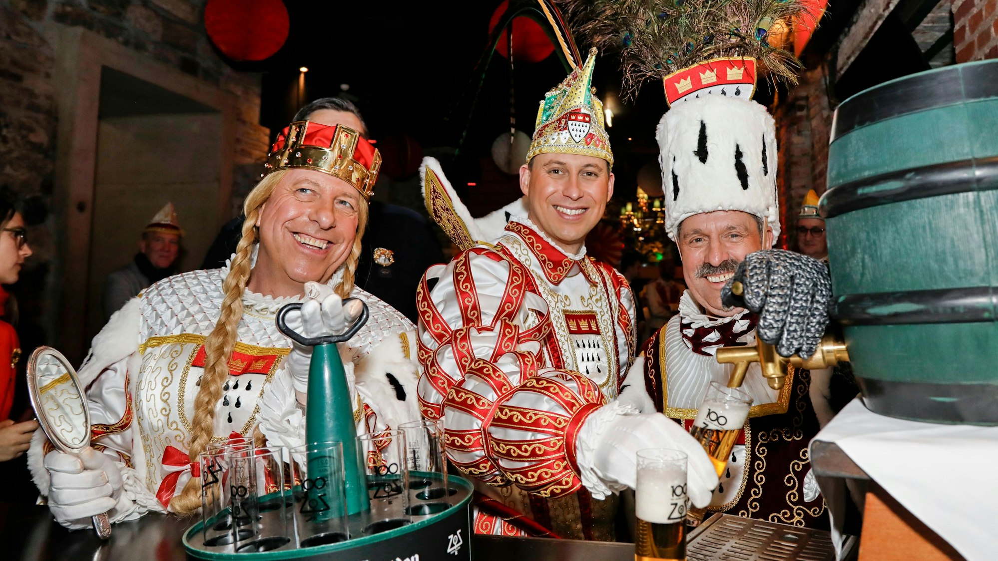 Jungfrau Frieda, Prinz Sascha I. und Bauer Werner.