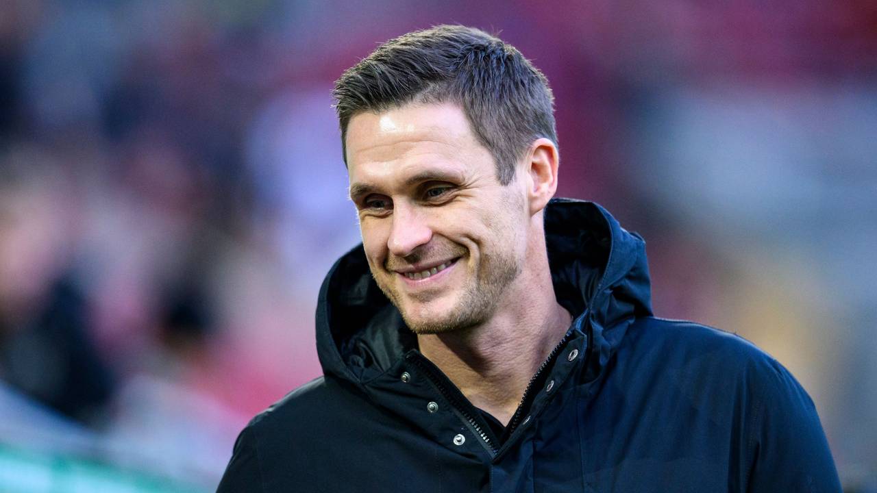 Sebastian Kehl lacht